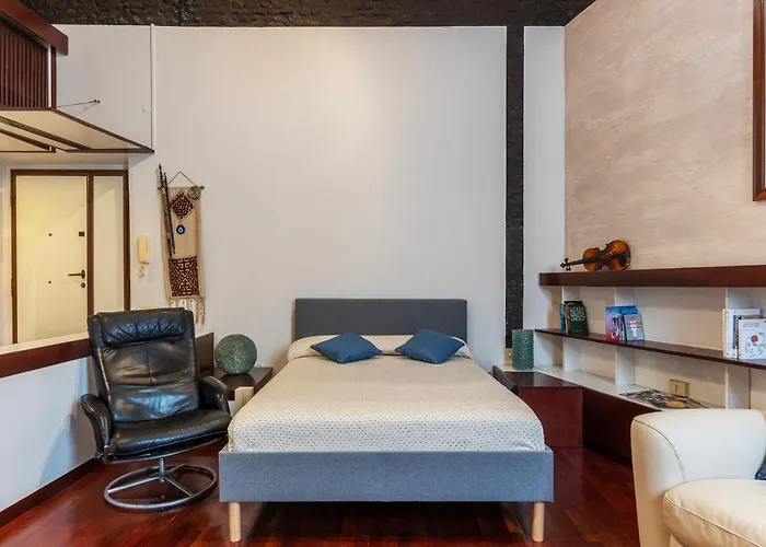 Guesthost - Piazza Navona Petite House *
