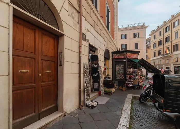 Guesthost - Piazza Navona Petite House Rom