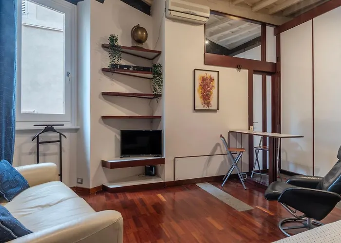Guesthost - Piazza Navona Petite House Rom