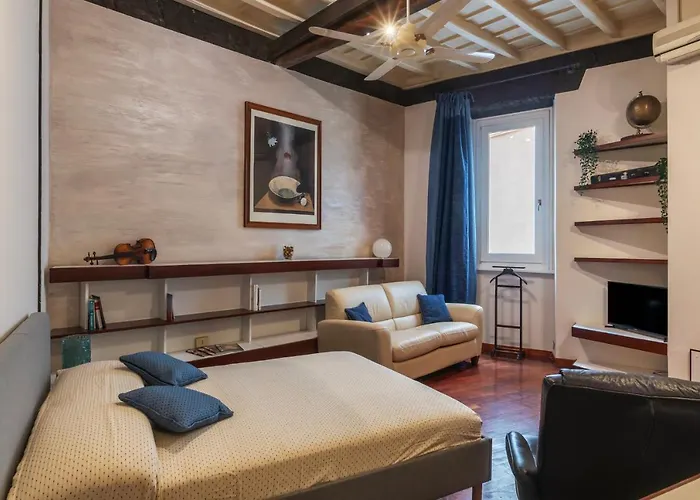 Guesthost - Piazza Navona Petite House Apartment Rom