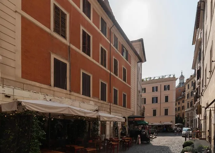 Guesthost - Piazza Navona Petite House Apartment Rom